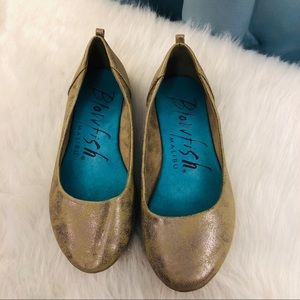 Blowfish Tan/Gold Flats